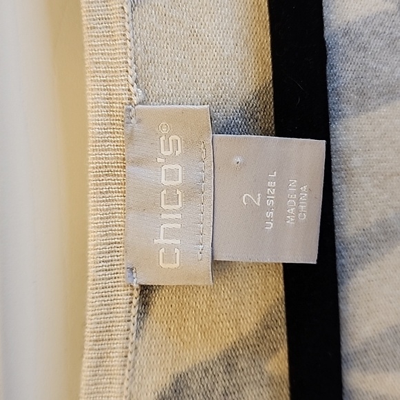 Chico Blue & Cream Print Lightweight Sweater sz 2(large) - Picture 2 of 8